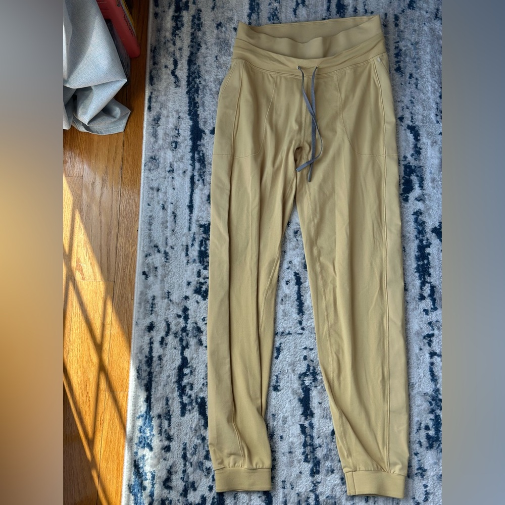 Lululemon Throwback Base Runner High-Rise Jogger *Full Length